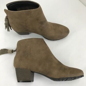 Reaction Kenneth Cole ankle boots suede women tan western bohemian casual city 8